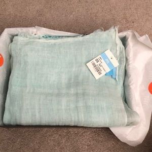 New With tags. white and blue scarf(J. McLaughlin)